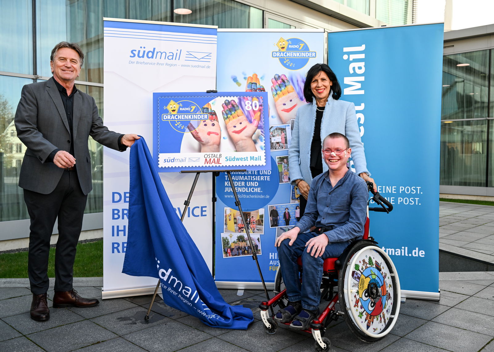 Enthüllung Drachenkinderbriefmarke 2022