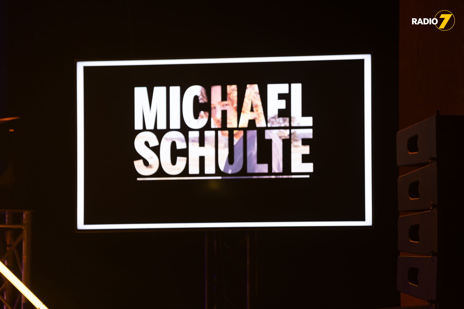 Michael Schulte beim Radio 7 DANKE-Konzert für unsere Hochwasserhelden