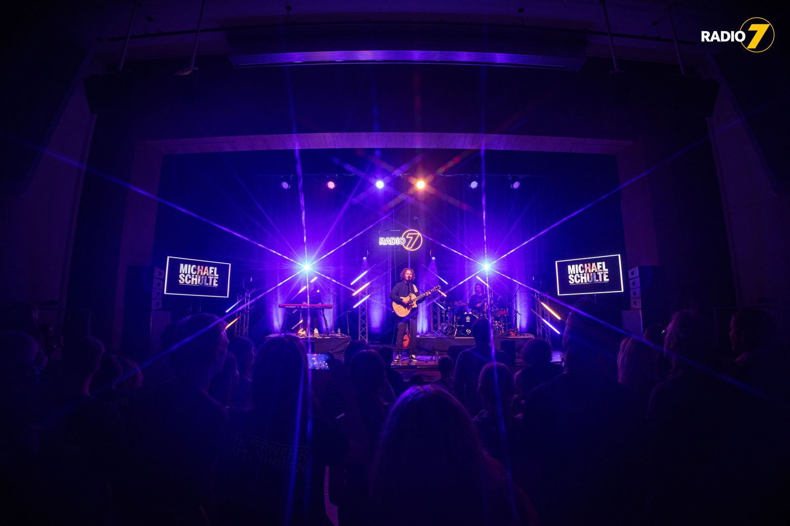 Michael Schulte beim Radio 7 DANKE-Konzert für unsere Hochwasserhelden