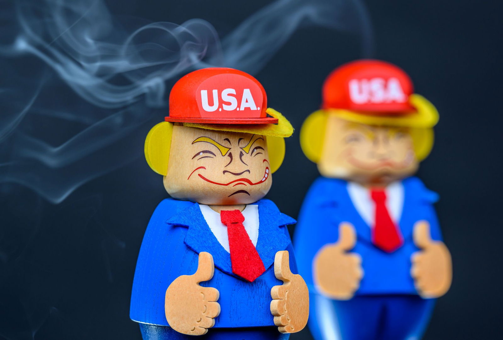 Unter Dampf: US-Präsident Donald Trump hält als Räuchermännchen Einzug ins erzgebirgische Kunsthandwerk. 