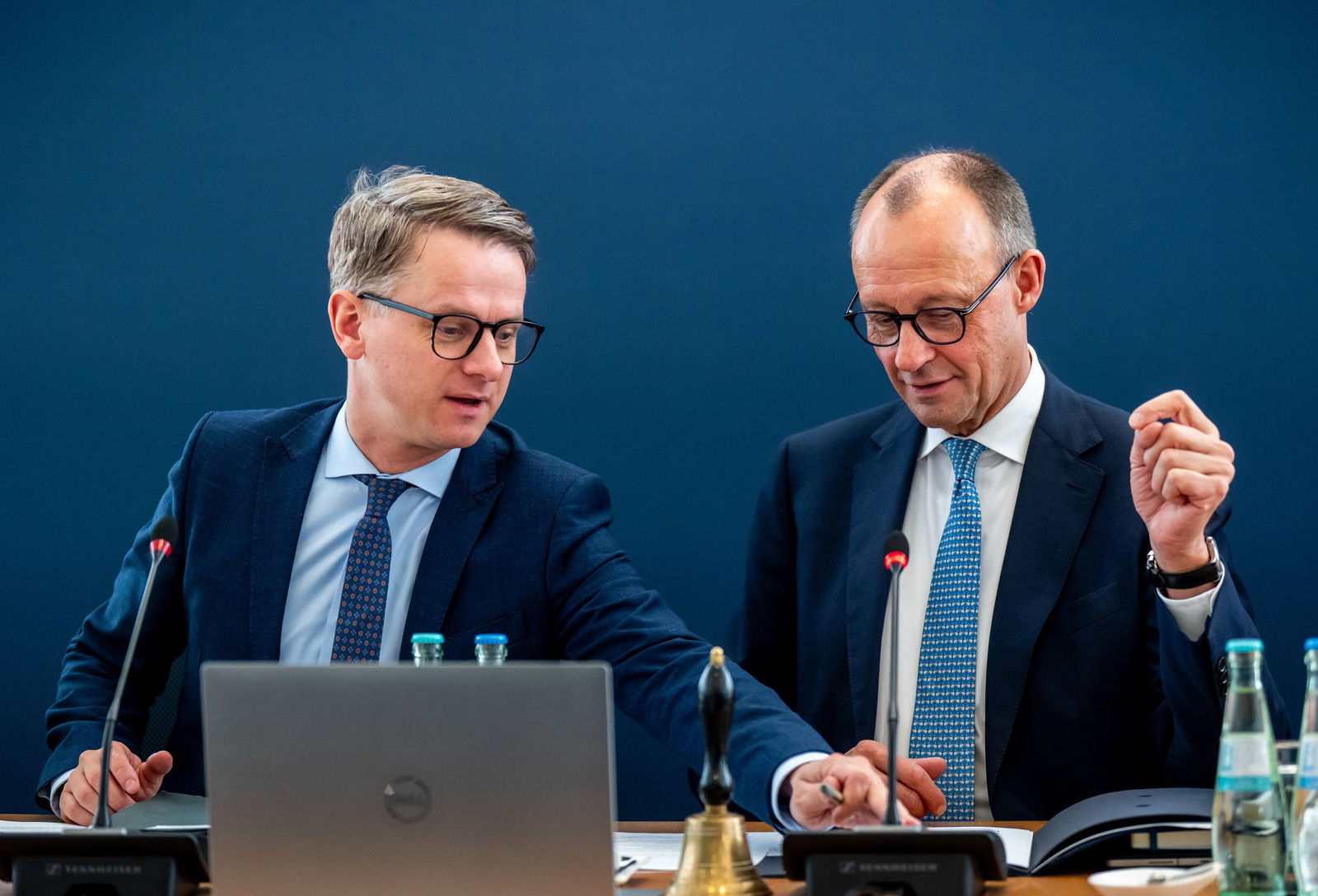 Carsten Linnemann bleibt CDU-Generalsekretär (links) und zieht nicht in eine künftige Bundesregierung unter dem absehbaren Kanzler Friedrich Merz. 