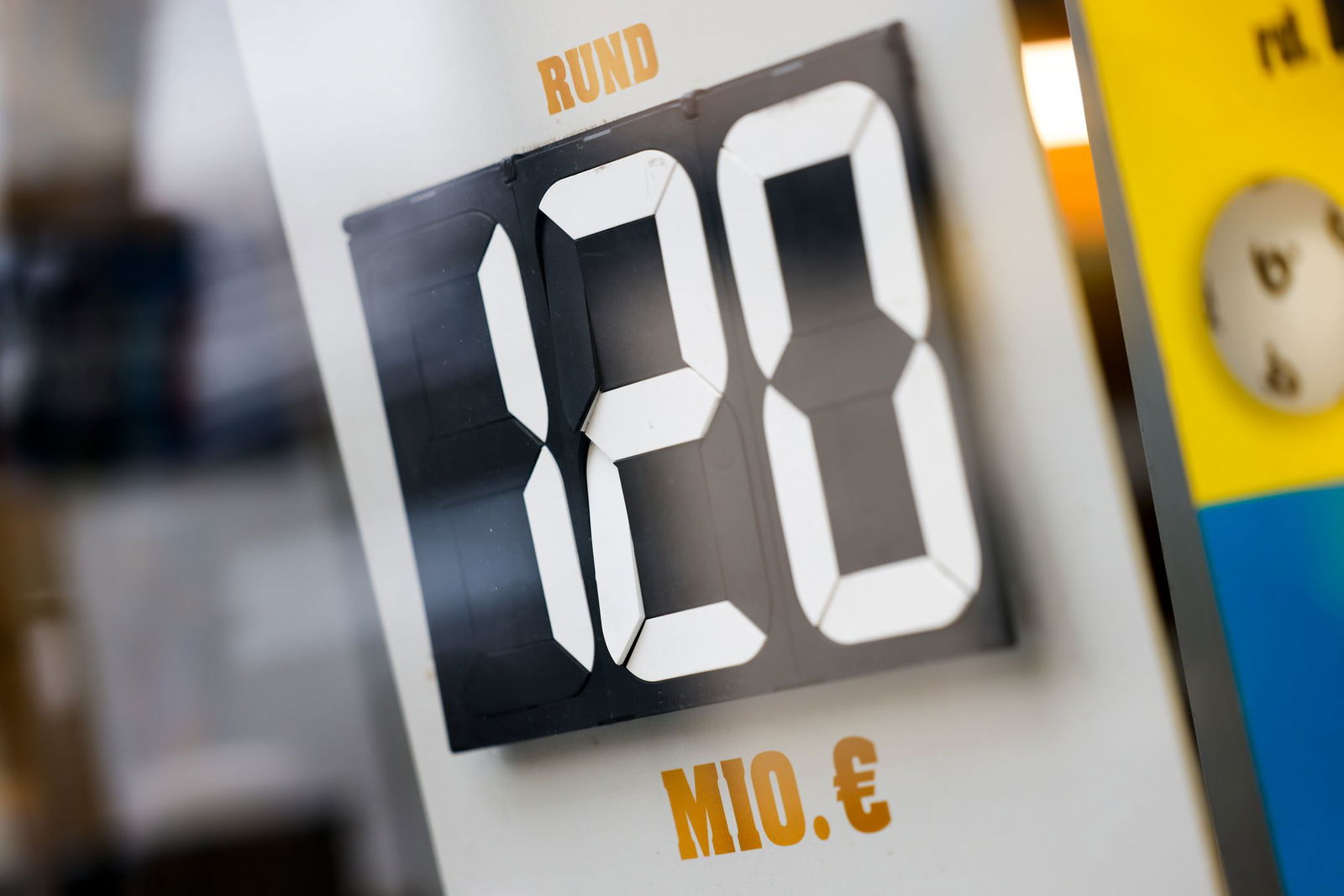 Im Eurojackpot liegen weiterhin 120 Millionen Euro. (Symbolbild)