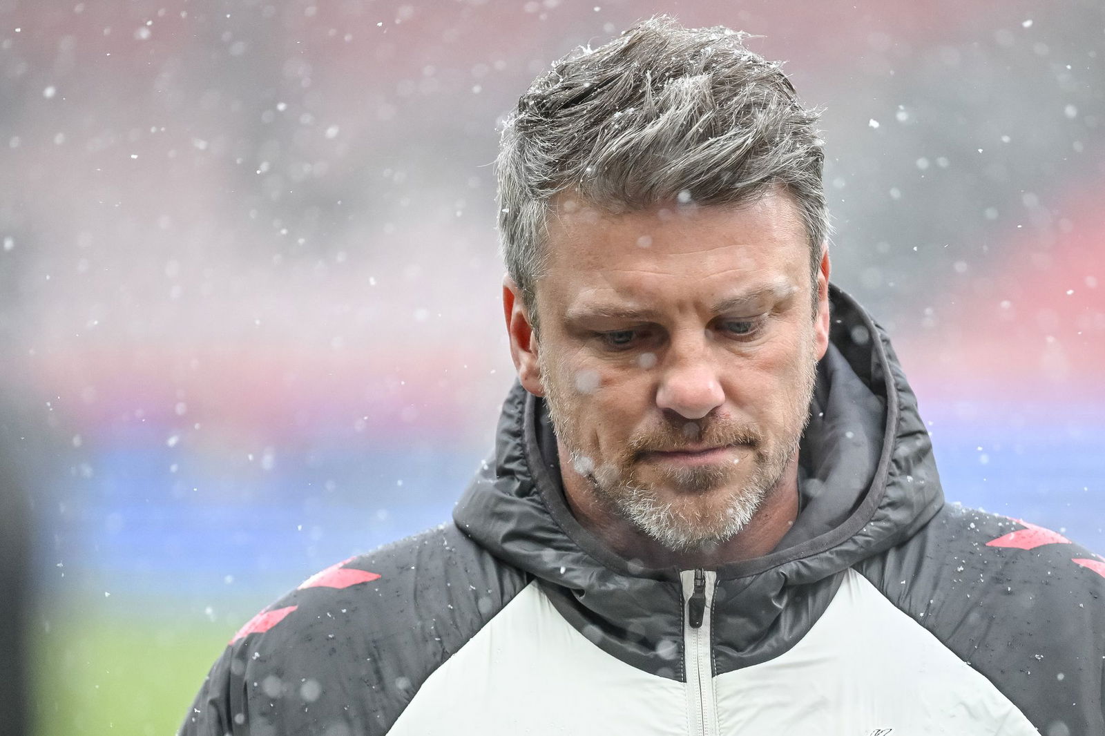 Lukas Kwasniok muss den Ausfall von Dominique Heintz verkraften.