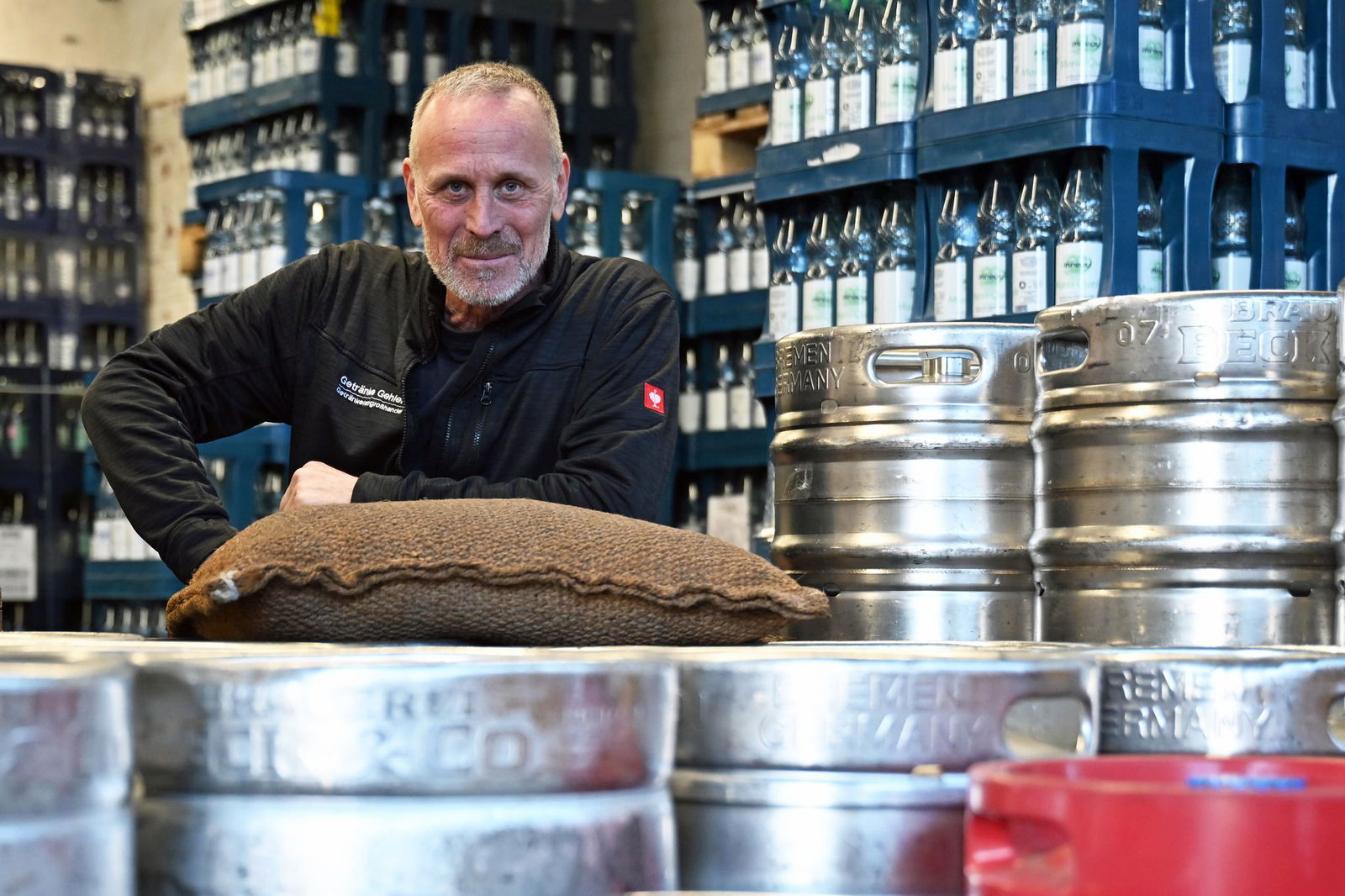 Der einstige Lottomillionär arbeitet inzwischen für einen Getränkehändler.