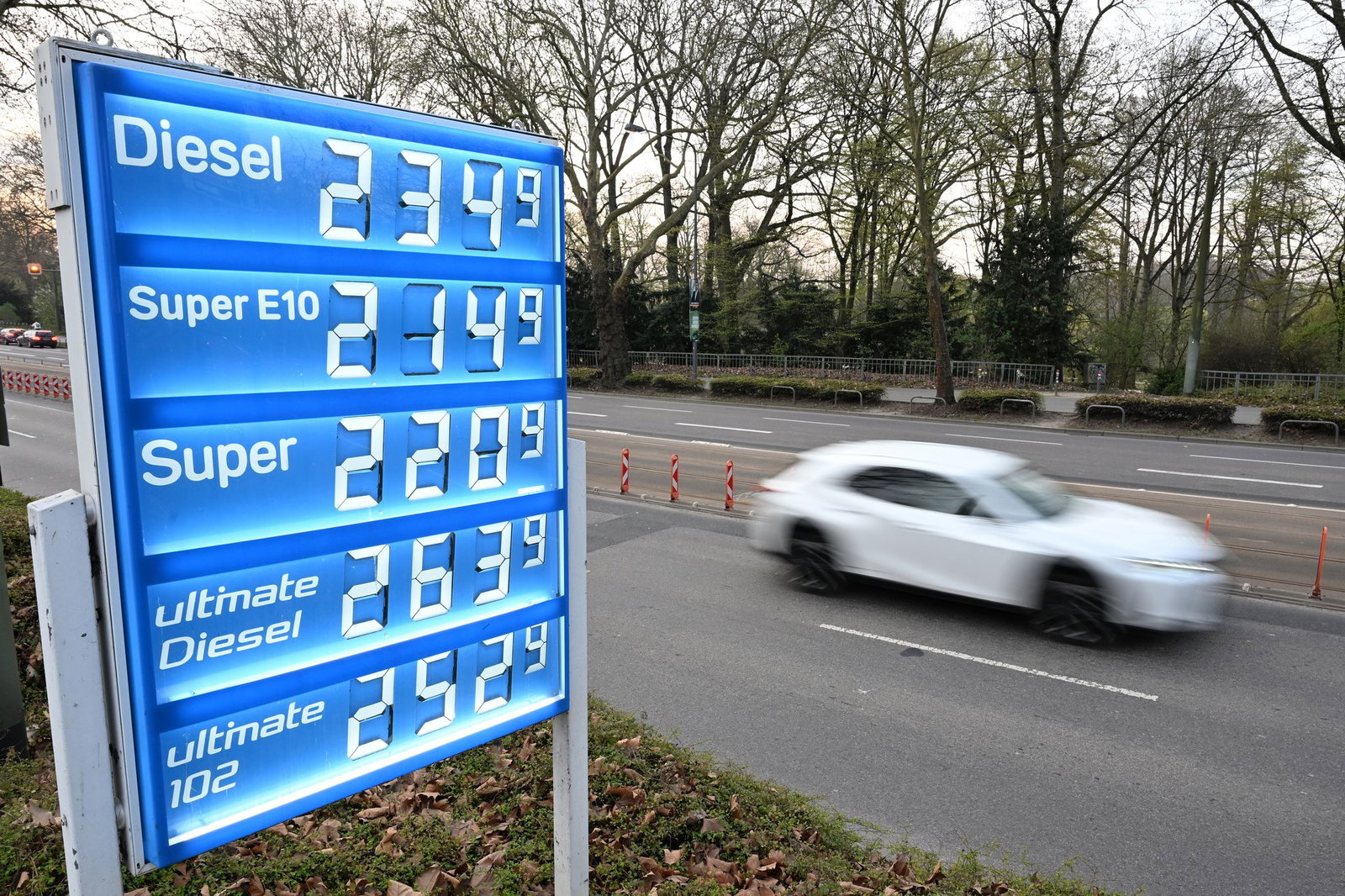 Tanken in Baden-Württemberg ist teuer. (Symbolbild)