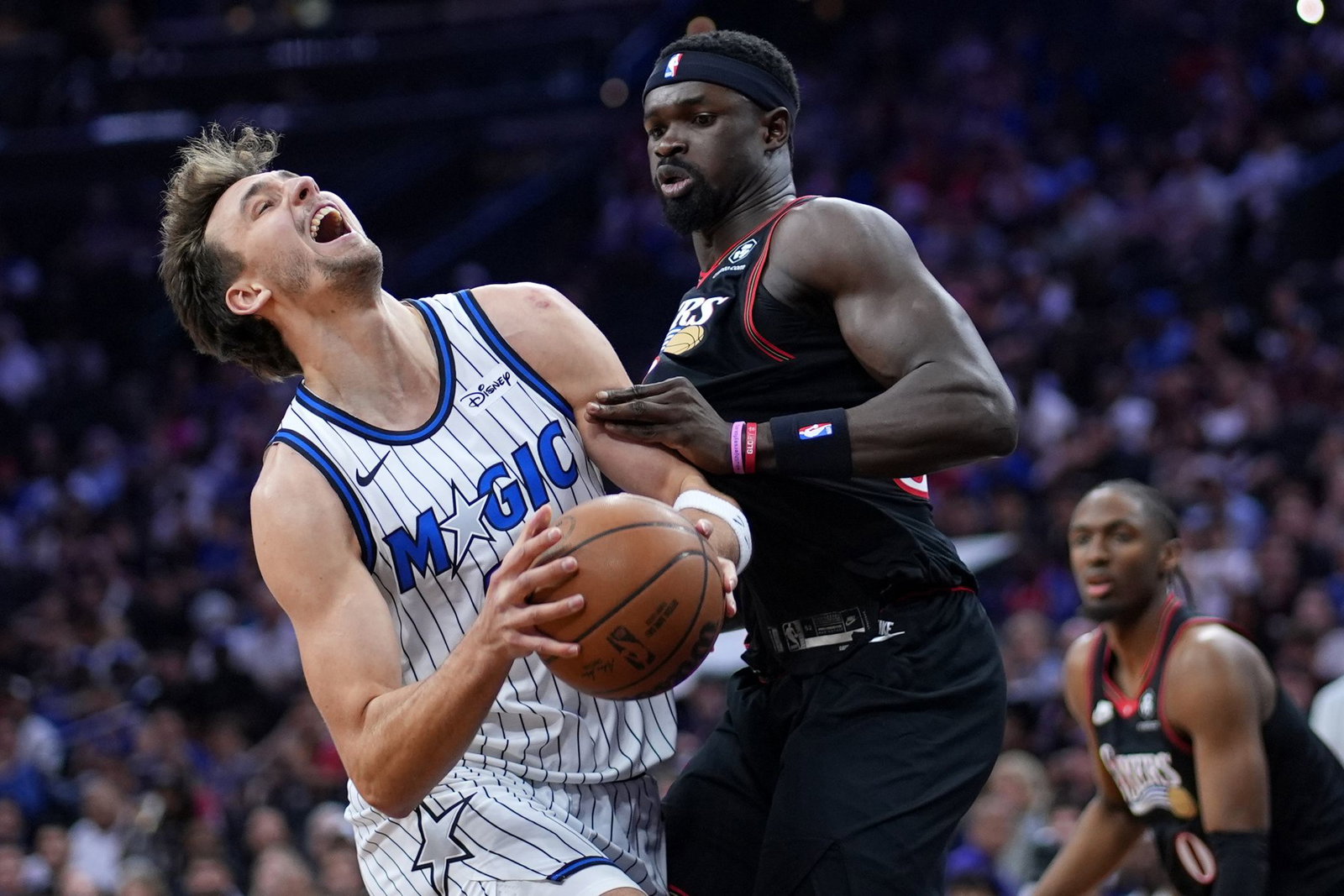 Musste mit Orlando eine Niederlage in Philadelphia hinnehmen: Franz Wagner (li).