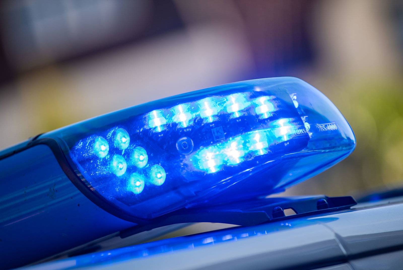 Die Polizei holte den Mann am Baden-Airpark aus dem Flieger. (Symbolbild)