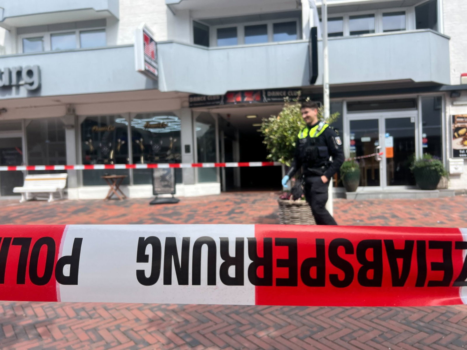 Der Tatort auf Sylt wurde von der Polizei abgesperrt. 