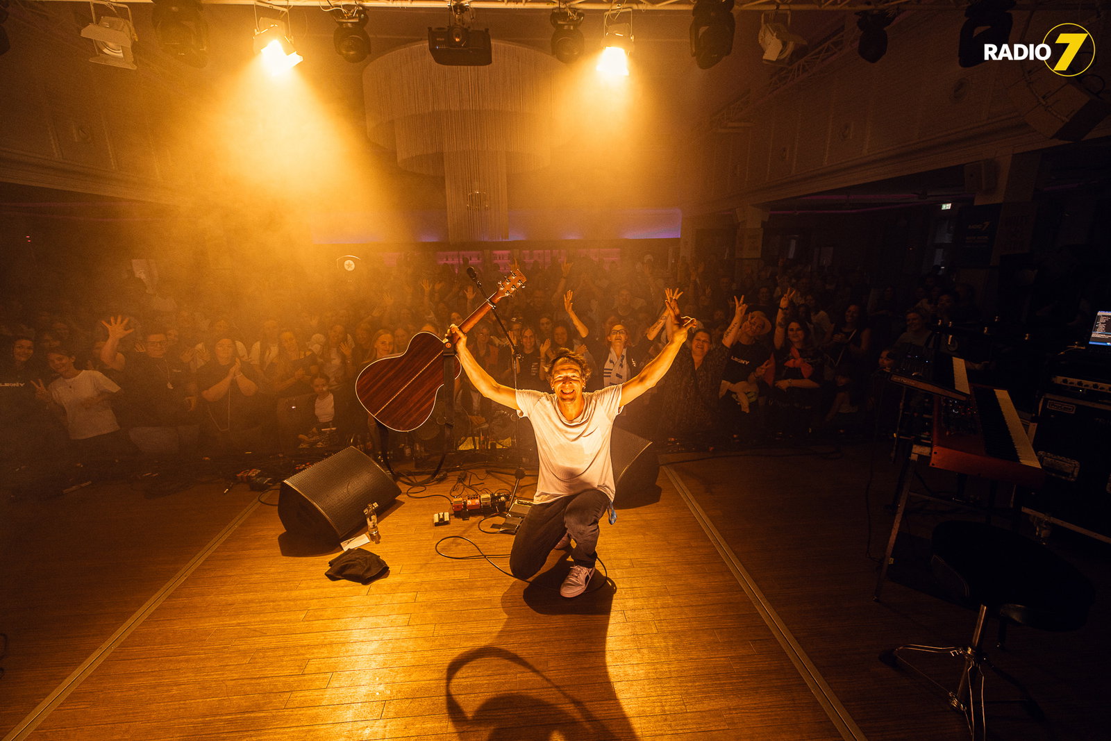 Radio 7 Minikonzert mit Leony im WileyClub