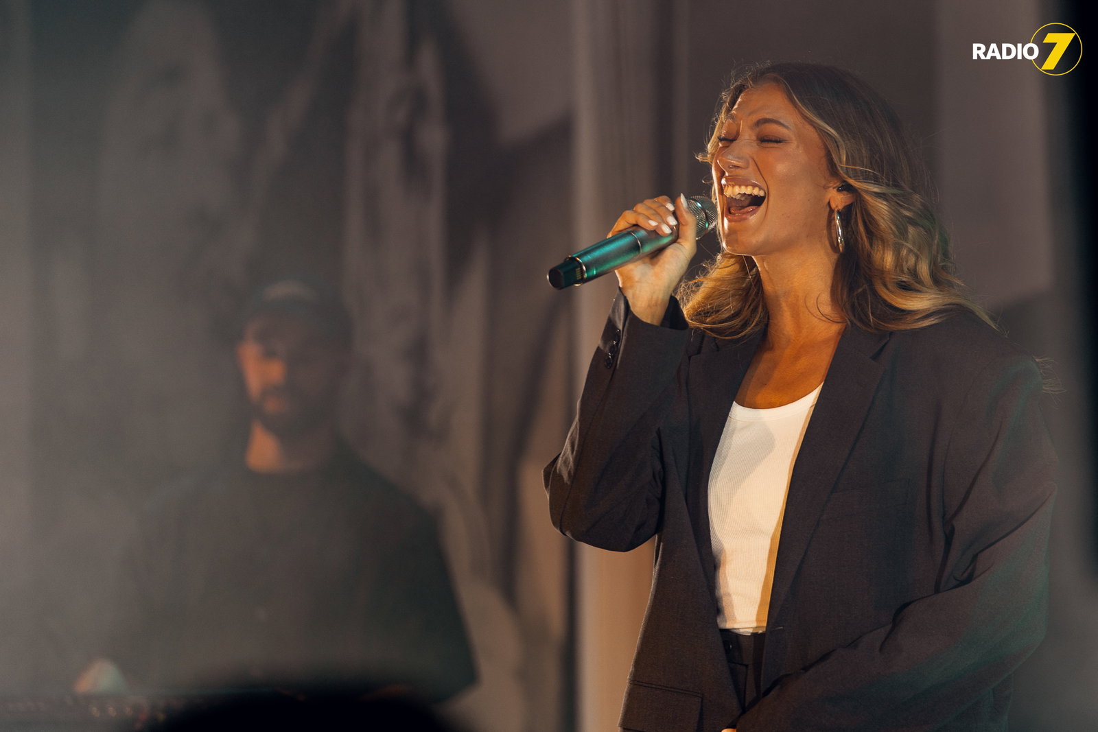 Radio 7 Minikonzert mit Leony im WileyClub