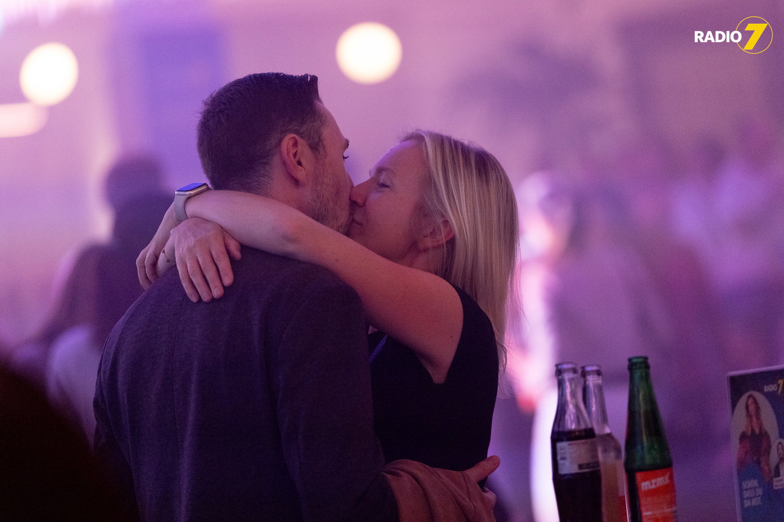 Radio 7 Minikonzert mit Leony im WileyClub
