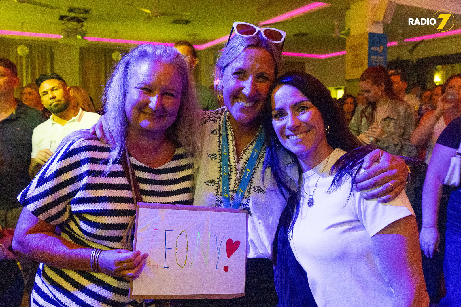 Radio 7 Minikonzert mit Leony im WileyClub