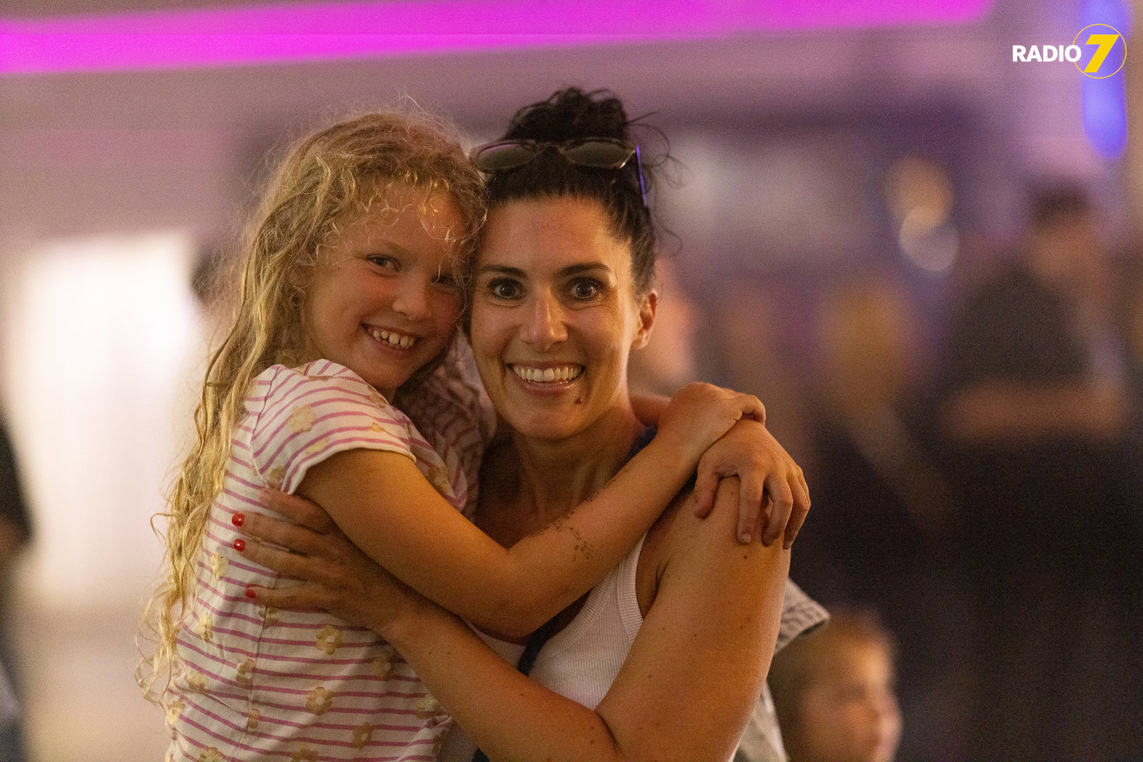 Radio 7 Minikonzert mit Leony im WileyClub