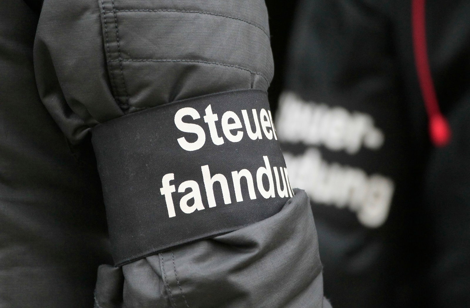 Steuerfahnder haben Influencer im Visier. (Symbolbild)