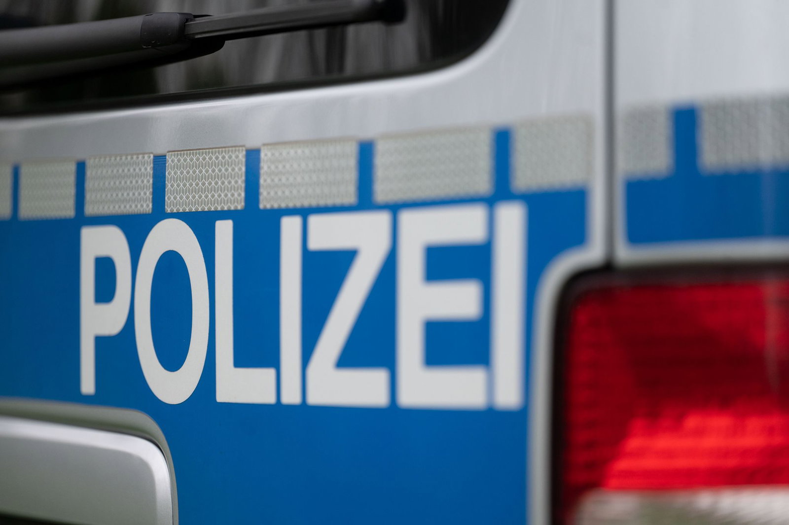 Die Polizei sucht den Täter. (Symbolbild)