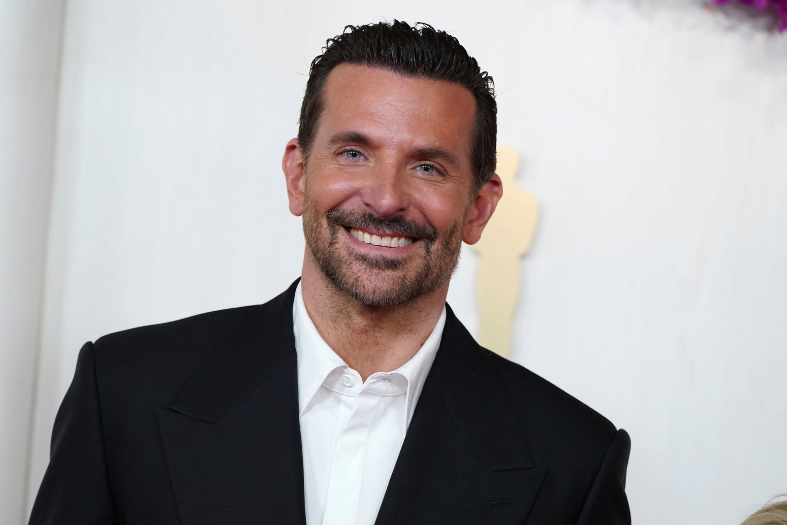 Bradley Cooper dreht derzeit noch mit «Barbie»-Star Margot Robbie. (Archivbild) 