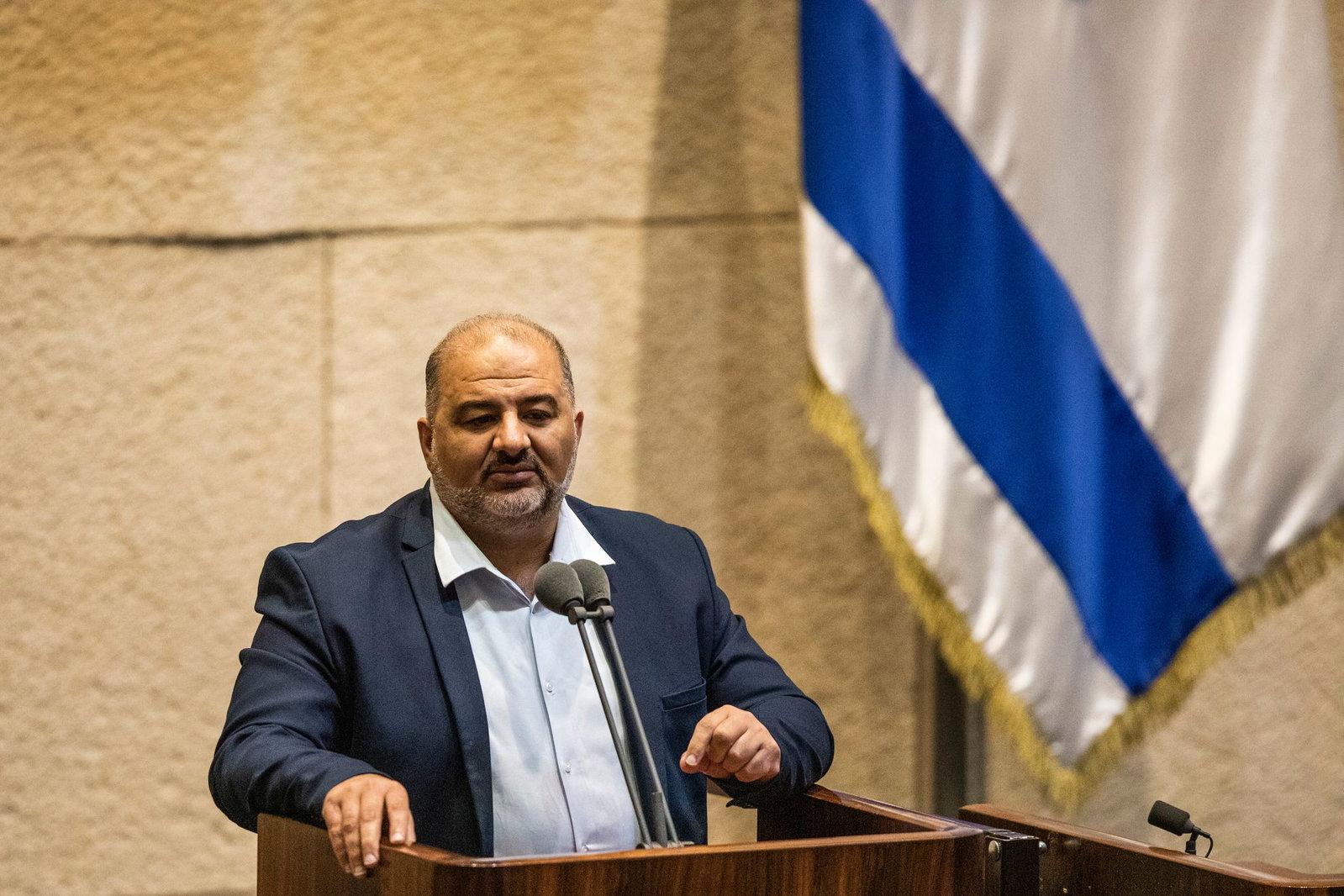 Besonders entscheidend bei der Wahl könnte die islamisch-konservative Raam unter Mansur Abbas werden. (Archivbild)