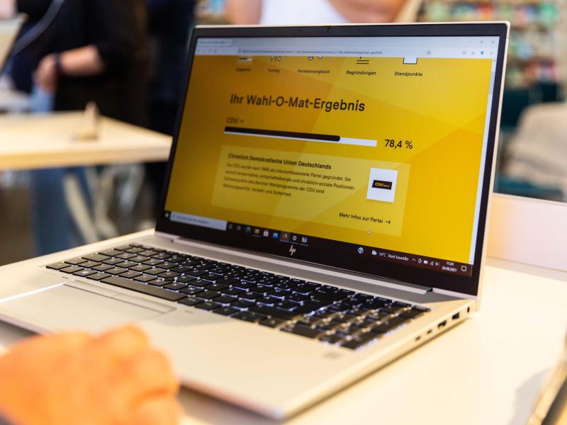 Auf einem Computerbildschirm ist ein Ergebnis einer Abfrage des Wahl-O-Mat für die Bundestagswahl 2021 dargestellt. Foto: BPB/Bundeszentrale für politische Bildung /dpa