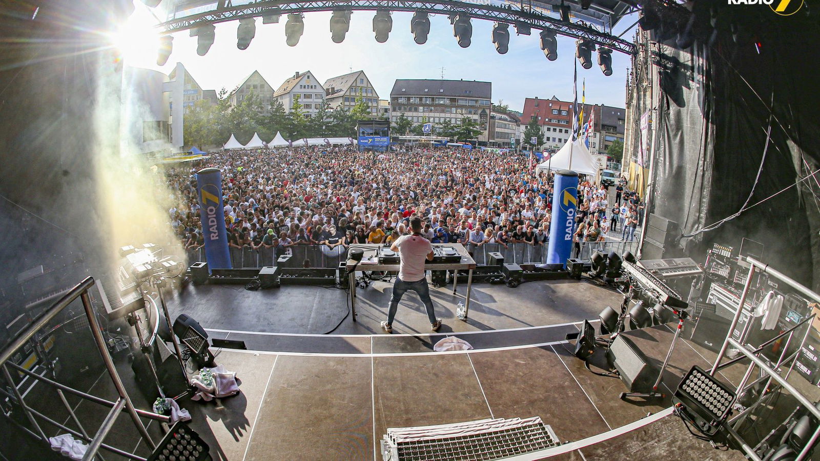 DJ Jerome auf dem Ulmer Münsterplatz