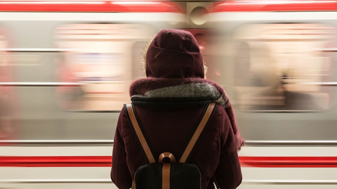 Bahn Schrankt Regionalverkehr Ein Verzicht Auf Ticket Kontrolle Tageskarte