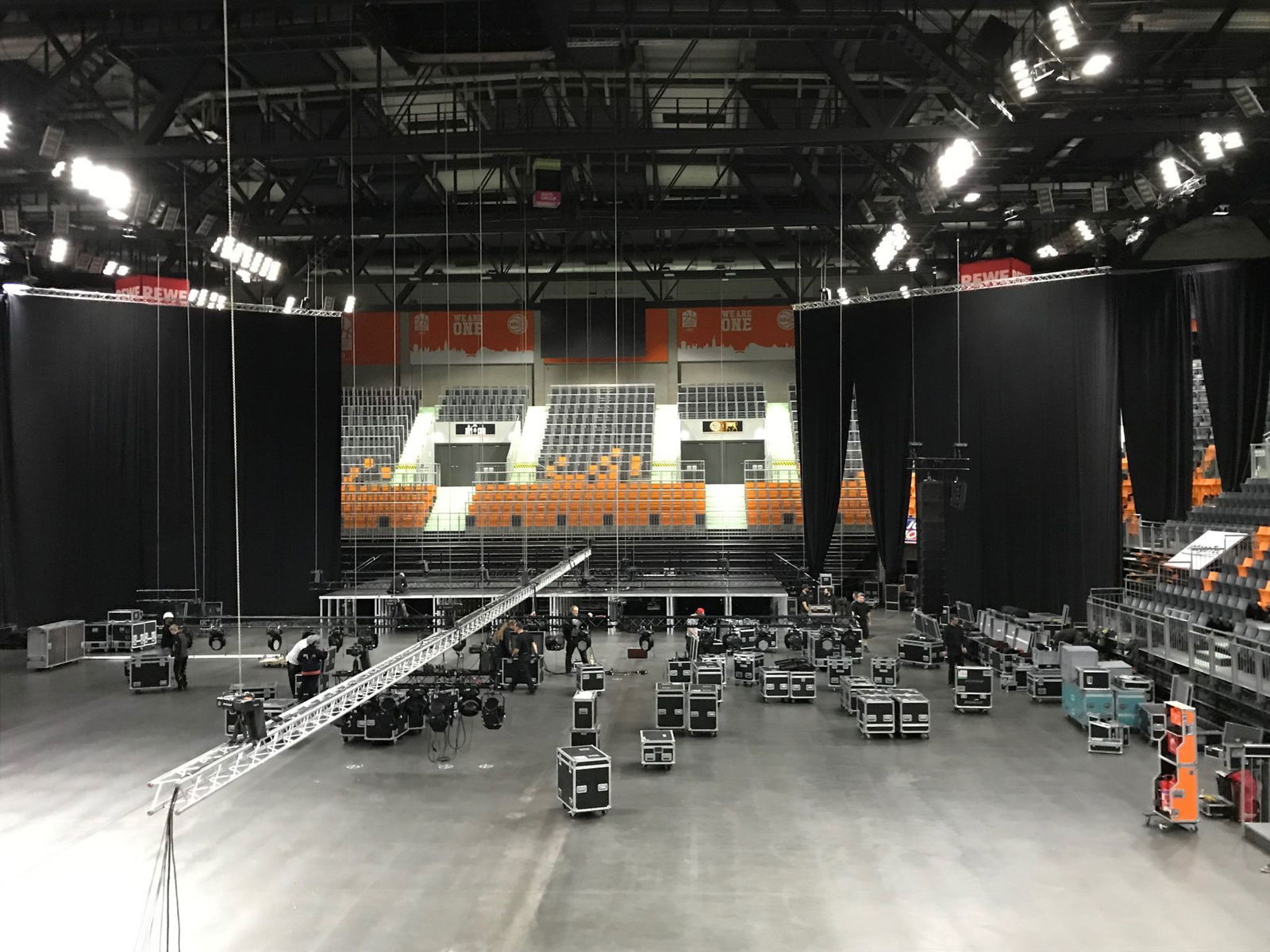 Bühne Stars for Charity